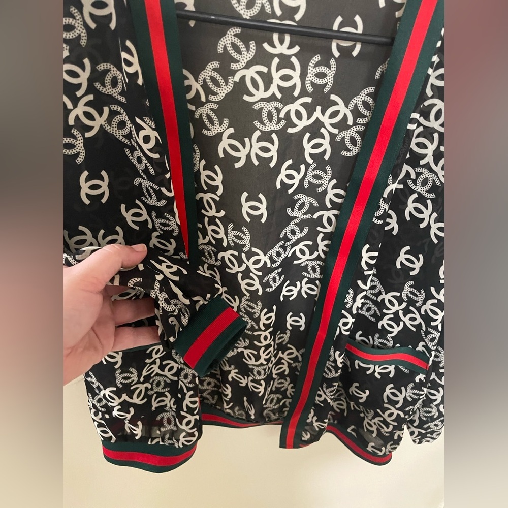 ✨CC Chanel Sheer Cardigan Size M - Picture 6 of 8